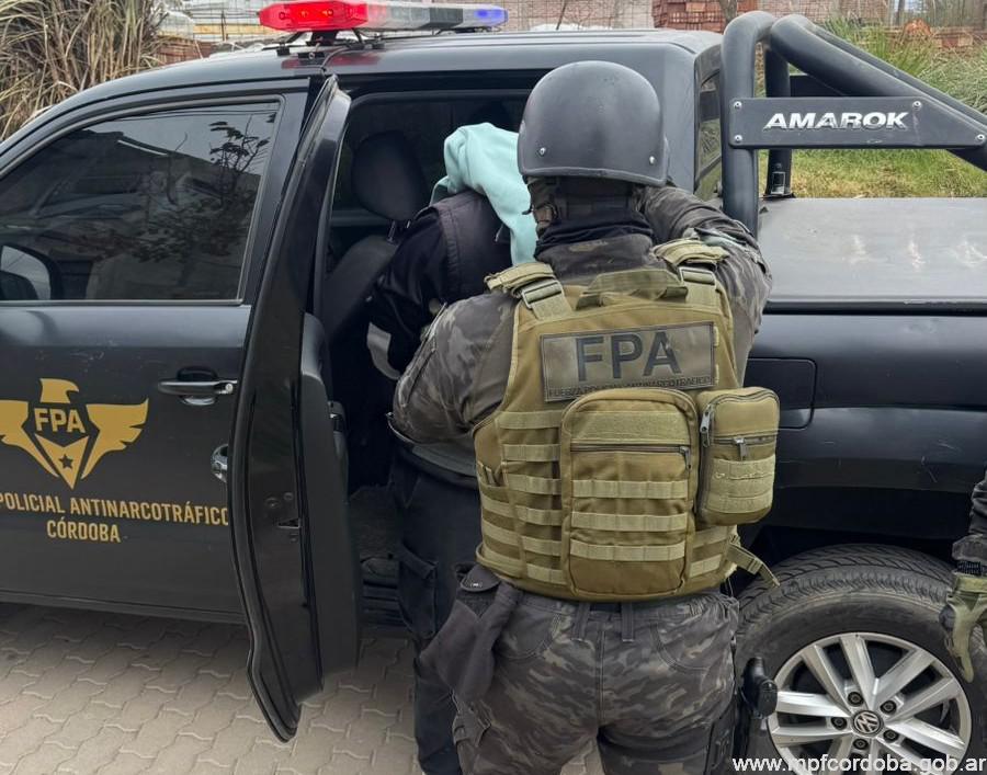 Alcira Gigena: COMERCIALIZABA COCAÍNA Y MARIHUANA, REALIZABA DELIVERY EN LOCALIDADES ALEDAÑAS Y FUE DETENIDO POR LA FPA